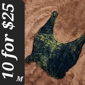 Love square crop tank